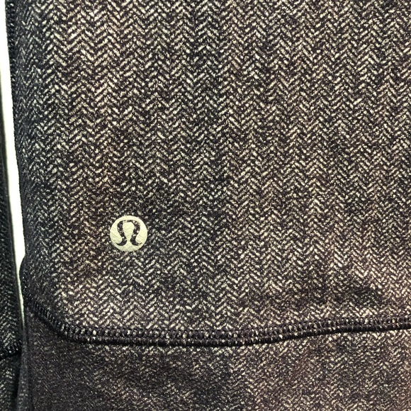 ❤️SOLD❤️ LULULEMON JACKET - Picture 8 of 8